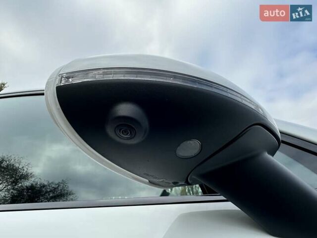 Белый Порше Масан, объемом двигателя 3 л и пробегом 73 тыс. км за 43500 $, фото 11 на Automoto.ua