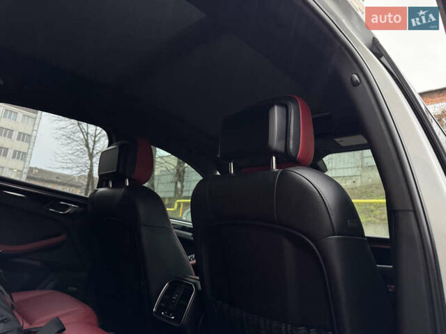 Белый Порше Масан, объемом двигателя 3 л и пробегом 79 тыс. км за 55500 $, фото 16 на Automoto.ua