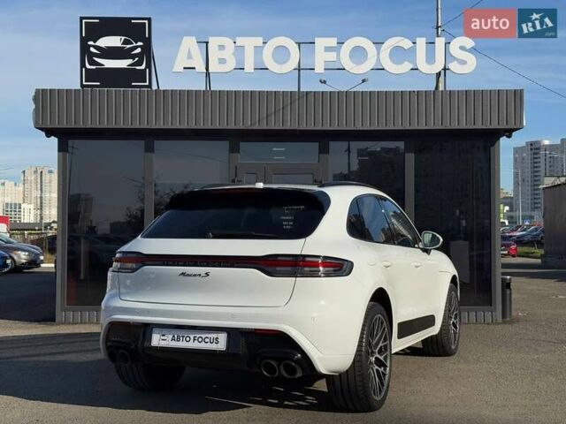 Белый Порше Масан, объемом двигателя 3 л и пробегом 29 тыс. км за 56990 $, фото 6 на Automoto.ua