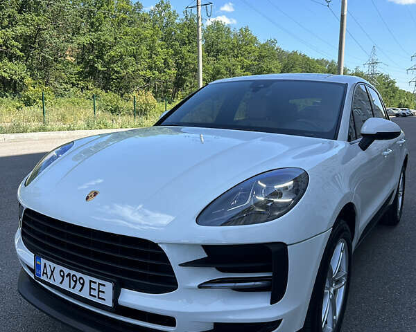 Белый Порше Масан, объемом двигателя 1.98 л и пробегом 48 тыс. км за 55000 $, фото 16 на Automoto.ua