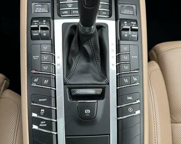 Белый Порше Масан, объемом двигателя 3 л и пробегом 73 тыс. км за 43500 $, фото 34 на Automoto.ua