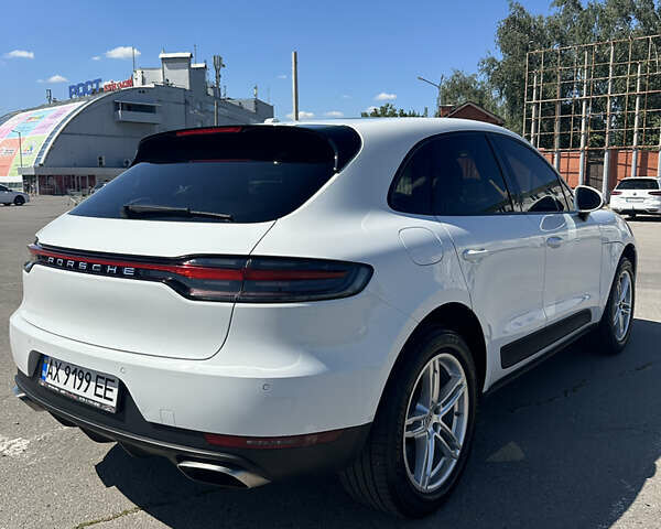 Белый Порше Масан, объемом двигателя 1.98 л и пробегом 48 тыс. км за 55000 $, фото 7 на Automoto.ua