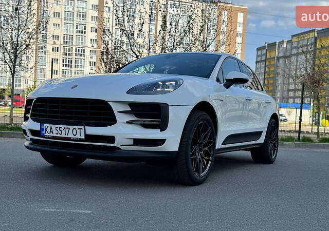 Белый Порше Масан, объемом двигателя 1.98 л и пробегом 126 тыс. км за 38500 $, фото 3 на Automoto.ua