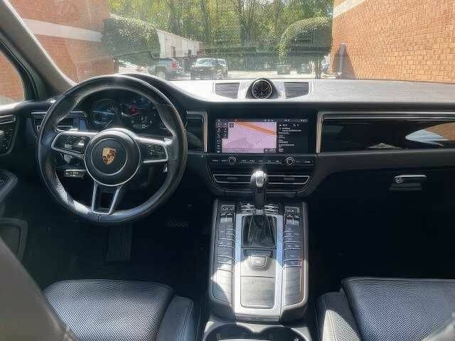 Белый Порше Масан, объемом двигателя 2 л и пробегом 57 тыс. км за 21000 $, фото 13 на Automoto.ua