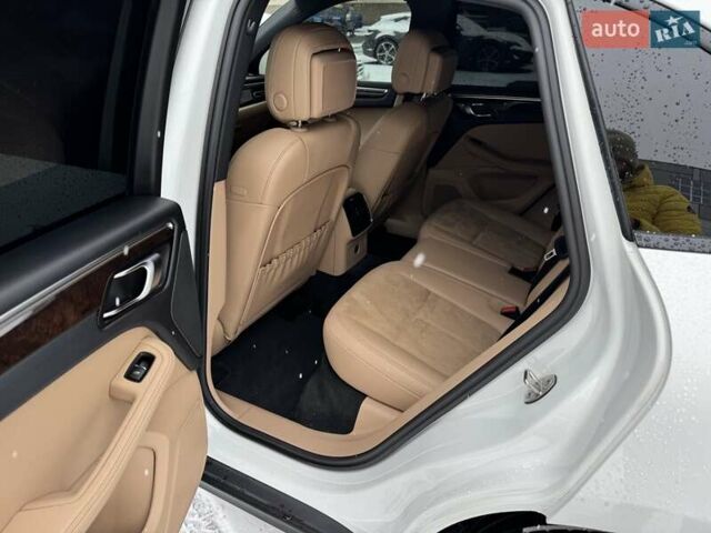 Білий Порше Масан, об'ємом двигуна 2 л та пробігом 136 тис. км за 35000 $, фото 13 на Automoto.ua