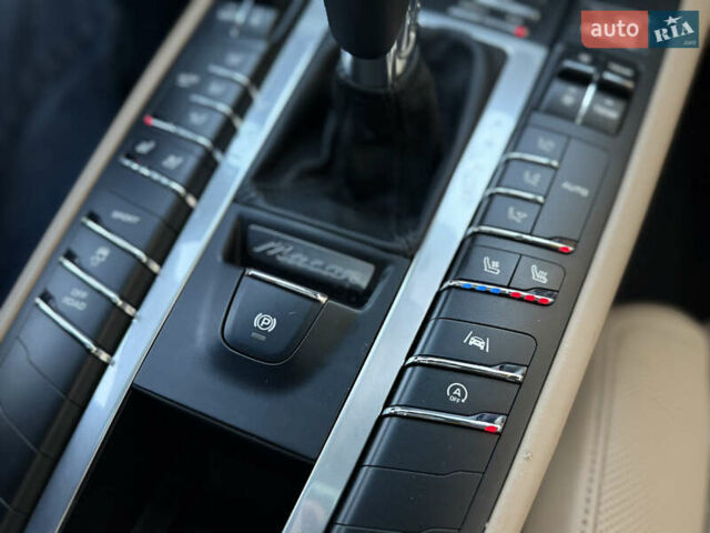 Білий Порше Масан, об'ємом двигуна 3 л та пробігом 29 тис. км за 45000 $, фото 46 на Automoto.ua