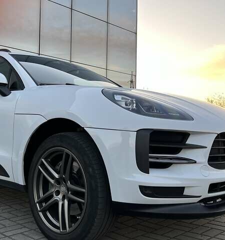 Белый Порше Масан, объемом двигателя 3 л и пробегом 61 тыс. км за 39500 $, фото 3 на Automoto.ua