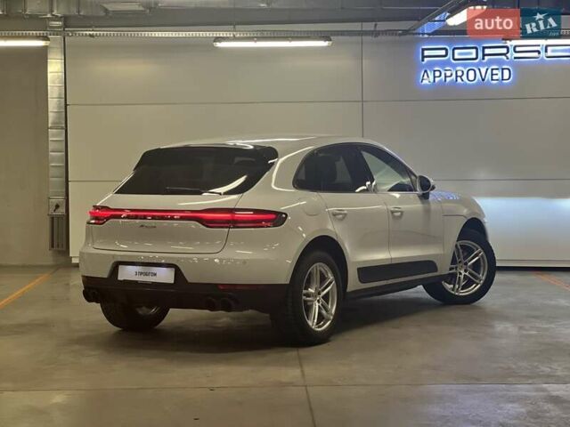 Белый Порше Масан, объемом двигателя 1.98 л и пробегом 31 тыс. км за 55302 $, фото 9 на Automoto.ua