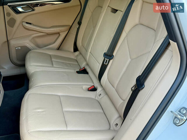 Білий Порше Масан, об'ємом двигуна 3 л та пробігом 29 тис. км за 45000 $, фото 39 на Automoto.ua