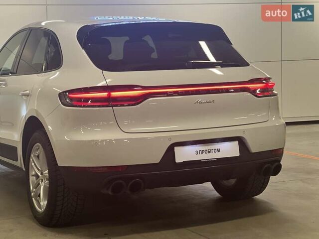 Белый Порше Масан, объемом двигателя 1.98 л и пробегом 31 тыс. км за 55302 $, фото 19 на Automoto.ua