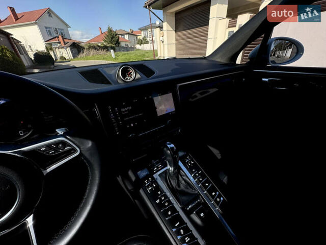 Белый Порше Масан, объемом двигателя 2 л и пробегом 47 тыс. км за 42900 $, фото 66 на Automoto.ua