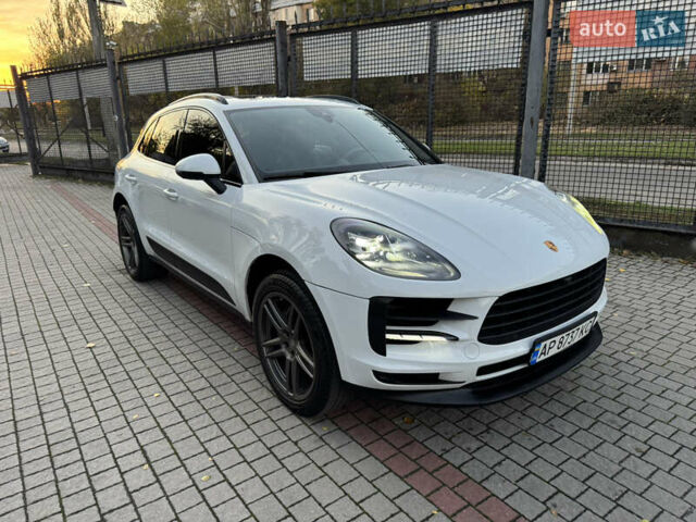 Белый Порше Масан, объемом двигателя 3 л и пробегом 67 тыс. км за 37000 $, фото 1 на Automoto.ua