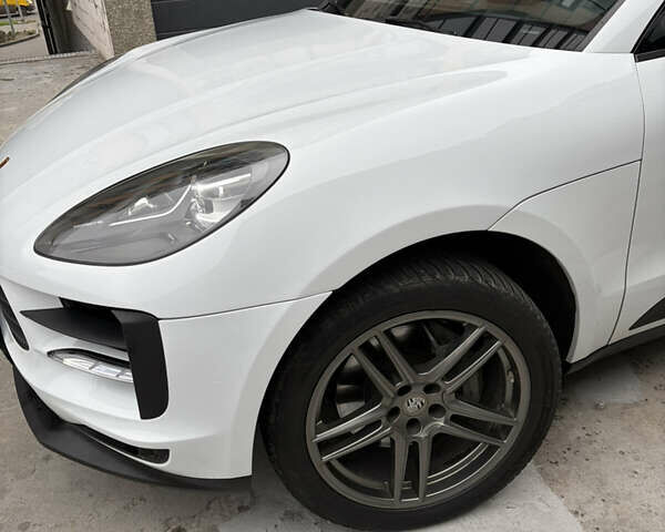 Білий Порше Масан, об'ємом двигуна 3 л та пробігом 68 тис. км за 45000 $, фото 2 на Automoto.ua