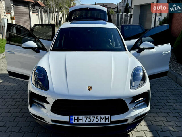 Белый Порше Масан, объемом двигателя 2 л и пробегом 47 тыс. км за 42900 $, фото 34 на Automoto.ua