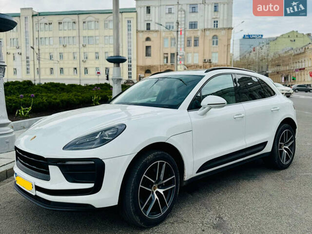 Белый Порше Масан, объемом двигателя 1.98 л и пробегом 24 тыс. км за 55000 $, фото 4 на Automoto.ua