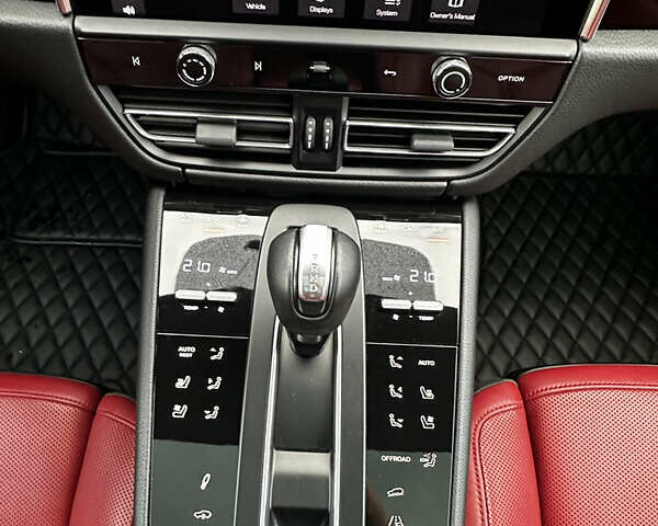 Белый Порше Масан, объемом двигателя 1.98 л и пробегом 40 тыс. км за 82000 $, фото 11 на Automoto.ua