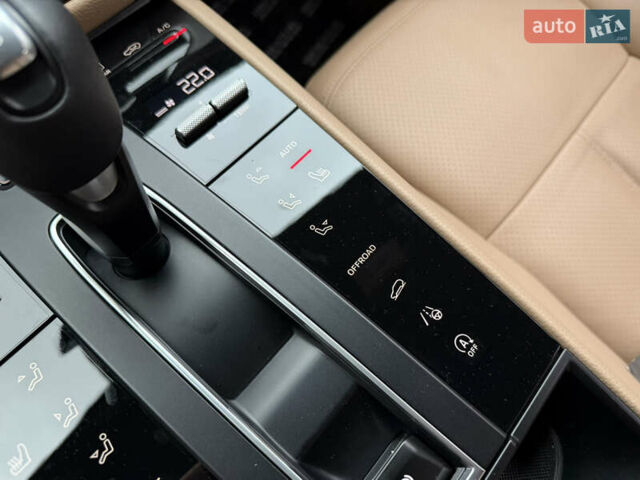 Порше Масан 2023 у Києві на Automoto.ua Білий Порше Масан, об'ємом двигуна 1.98 л та пробігом 37 тис. км за 68000 $, фото 71 на Automoto.ua