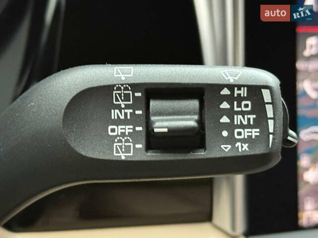 Белый Порше Масан, объемом двигателя 1.98 л и пробегом 37 тыс. км за 69000 $, фото 68 на Automoto.ua