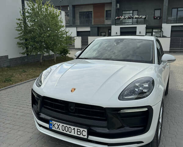 Белый Порше Масан, объемом двигателя 1.98 л и пробегом 6 тыс. км за 55000 $, фото 1 на Automoto.ua