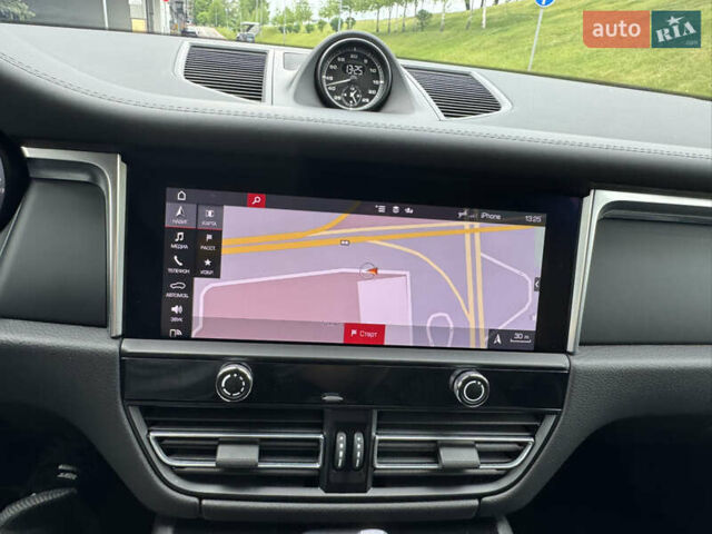 Белый Порше Масан, объемом двигателя 1.98 л и пробегом 35 тыс. км за 67500 $, фото 39 на Automoto.ua