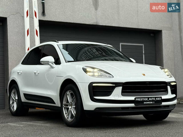 Порше Масан 2023 у Києві на Automoto.ua Білий Порше Масан, об'ємом двигуна 1.98 л та пробігом 37 тис. км за 68000 $, фото 8 на Automoto.ua