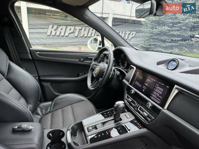 Белый Порше Масан, объемом двигателя 1.98 л и пробегом 35 тыс. км за 67500 $, фото 31 на Automoto.ua