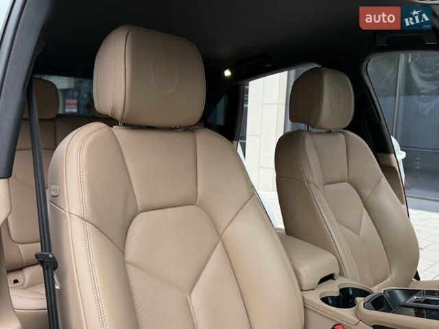 Белый Порше Масан, объемом двигателя 1.98 л и пробегом 37 тыс. км за 69000 $, фото 46 на Automoto.ua