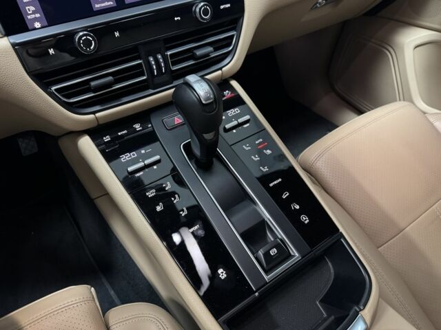 Білий Порше Масан, об'ємом двигуна 2 л та пробігом 37 тис. км за 68000 $, фото 7 на Automoto.ua