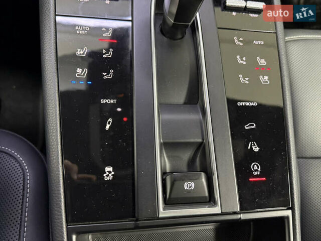 Белый Порше Масан, объемом двигателя 2.89 л и пробегом 3 тыс. км за 72000 $, фото 74 на Automoto.ua