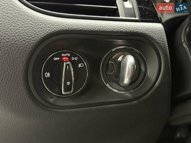 Белый Порше Масан, объемом двигателя 2.89 л и пробегом 3 тыс. км за 72000 $, фото 40 на Automoto.ua