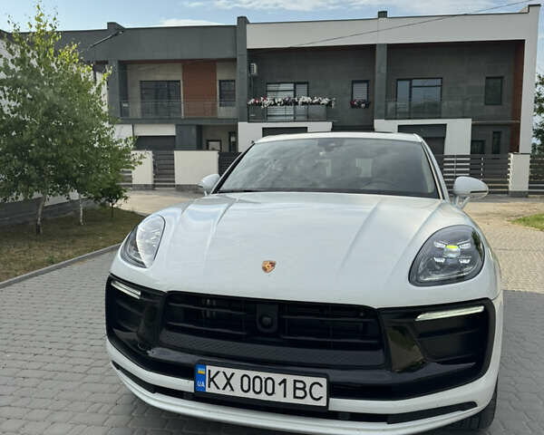 Белый Порше Масан, объемом двигателя 1.98 л и пробегом 6 тыс. км за 55000 $, фото 3 на Automoto.ua