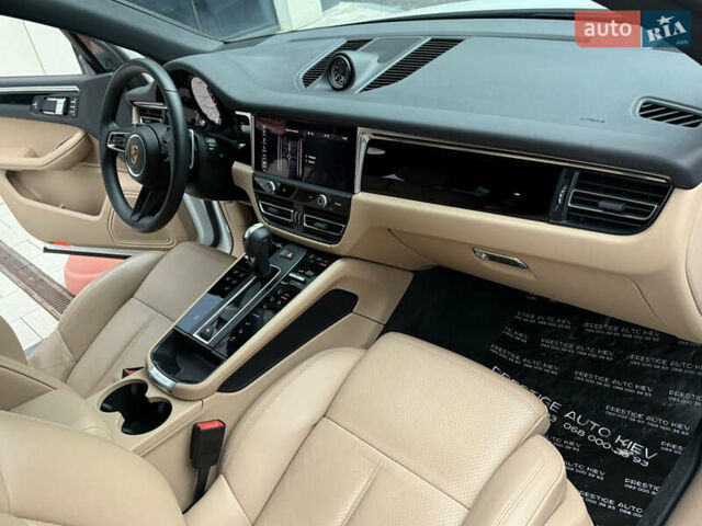 Порше Масан 2023 у Києві на Automoto.ua Білий Порше Масан, об'ємом двигуна 1.98 л та пробігом 37 тис. км за 68000 $, фото 47 на Automoto.ua