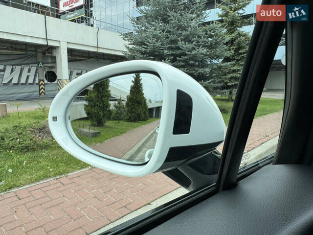 Белый Порше Масан, объемом двигателя 1.98 л и пробегом 35 тыс. км за 67500 $, фото 37 на Automoto.ua