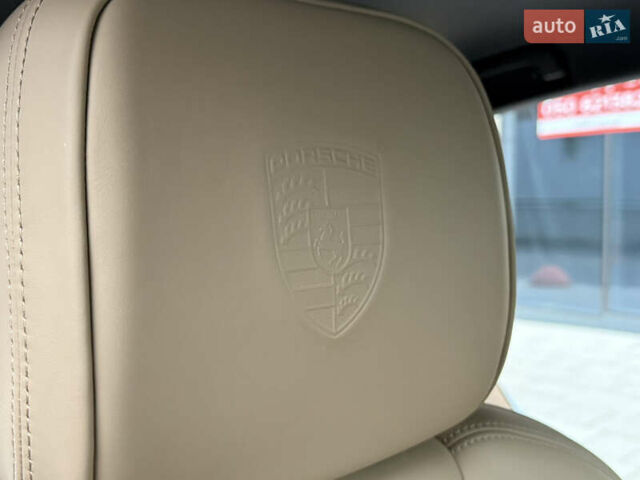 Порше Масан 2023 у Києві на Automoto.ua Білий Порше Масан, об'ємом двигуна 1.98 л та пробігом 37 тис. км за 68000 $, фото 48 на Automoto.ua