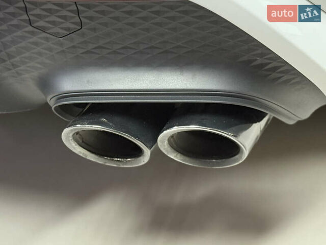 Белый Порше Масан, объемом двигателя 2.89 л и пробегом 3 тыс. км за 72000 $, фото 32 на Automoto.ua