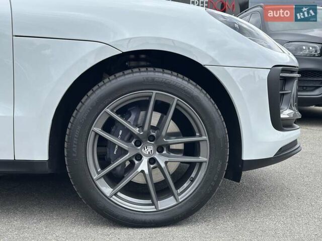 Белый Порше Масан, объемом двигателя 1.98 л и пробегом 9 тыс. км за 76500 $, фото 15 на Automoto.ua