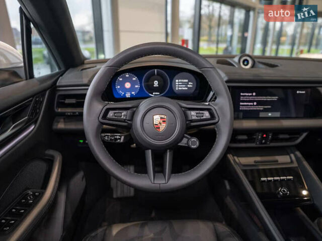 Білий Порше Масан, об'ємом двигуна 0 л та пробігом 17 тис. км за 87800 $, фото 13 на Automoto.ua