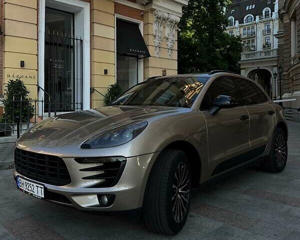 Бежевый Порше Масан, объемом двигателя 3 л и пробегом 93 тыс. км за 33500 $, фото 3 на Automoto.ua