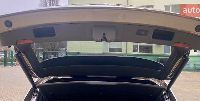 Бежевий Порше Масан, об'ємом двигуна 1.98 л та пробігом 53 тис. км за 39500 $, фото 18 на Automoto.ua