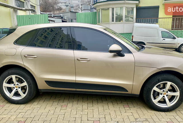 Бежевий Порше Масан, об'ємом двигуна 1.98 л та пробігом 53 тис. км за 39500 $, фото 2 на Automoto.ua