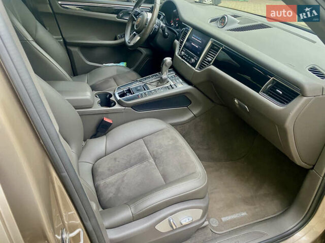 Бежевий Порше Масан, об'ємом двигуна 1.98 л та пробігом 53 тис. км за 39500 $, фото 13 на Automoto.ua