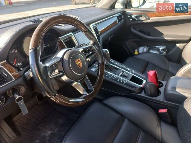 Черный Порше Масан, объемом двигателя 3 л и пробегом 147 тыс. км за 24950 $, фото 4 на Automoto.ua