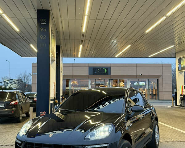 Чорний Порше Масан, об'ємом двигуна 3 л та пробігом 184 тис. км за 31900 $, фото 4 на Automoto.ua