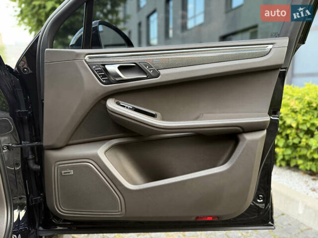 Черный Порше Масан, объемом двигателя 3.6 л и пробегом 145 тыс. км за 26500 $, фото 56 на Automoto.ua