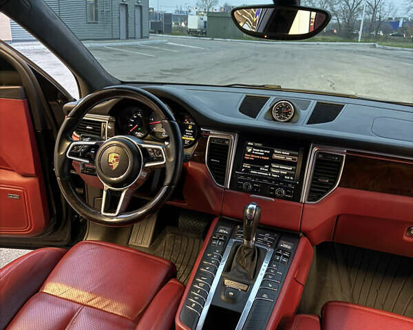 Чорний Порше Масан, об'ємом двигуна 3 л та пробігом 184 тис. км за 31900 $, фото 23 на Automoto.ua