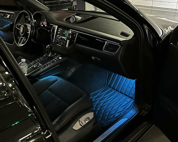 Черный Порше Масан, объемом двигателя 3 л и пробегом 127 тыс. км за 28500 $, фото 13 на Automoto.ua