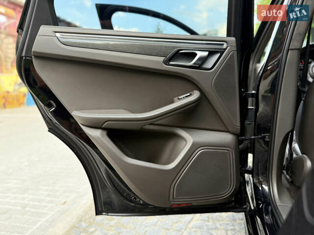 Черный Порше Масан, объемом двигателя 3.6 л и пробегом 145 тыс. км за 26500 $, фото 47 на Automoto.ua