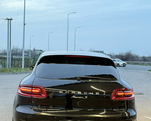 Чорний Порше Масан, об'ємом двигуна 3 л та пробігом 184 тис. км за 31900 $, фото 6 на Automoto.ua