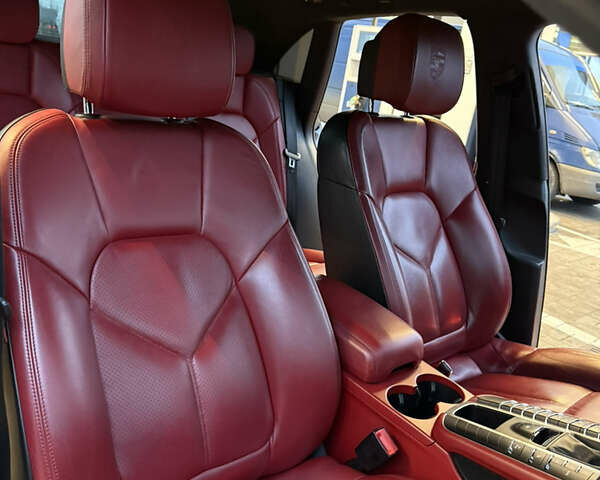 Чорний Порше Масан, об'ємом двигуна 3 л та пробігом 184 тис. км за 31900 $, фото 17 на Automoto.ua