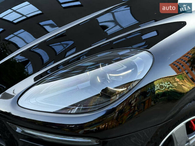 Черный Порше Масан, объемом двигателя 3.6 л и пробегом 145 тыс. км за 26500 $, фото 3 на Automoto.ua